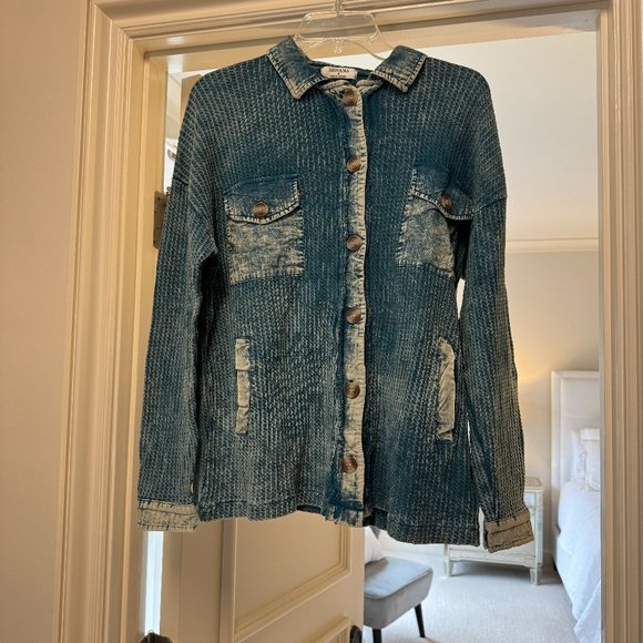 Zenana Cotton Waffle Acid Wash Shacket (New) - Picture 5 of 7